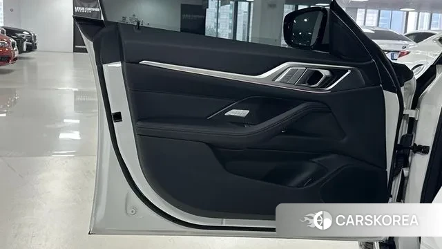 BMW i4 2025 Белый из Кореи, фото 4