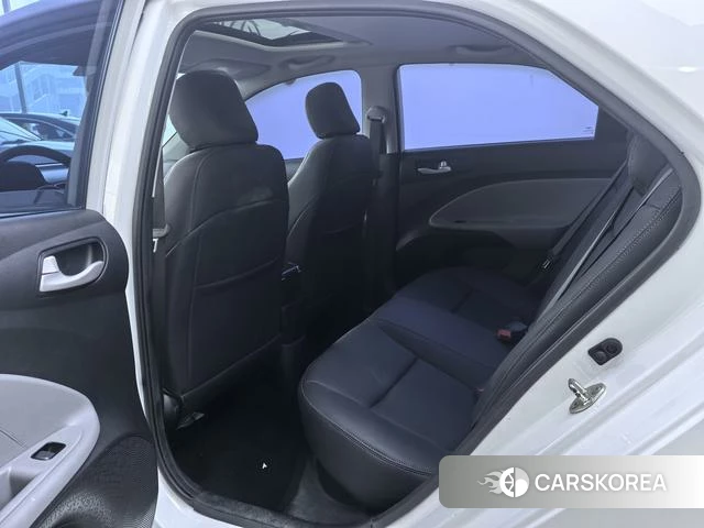 Kia Huanchi 2022 Белый из Китая, фото 4