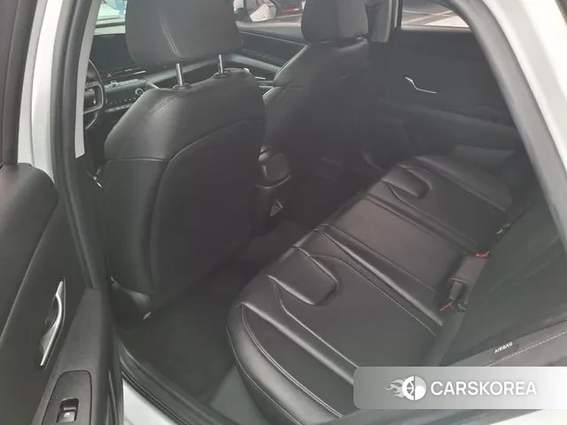 Hyundai The New Avante (CN7) 2024 Белый из Кореи, фото 4