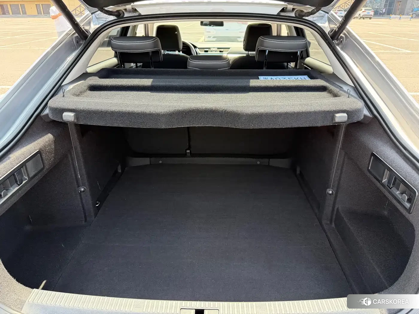 Skoda Superb 2023 Silver/gray из Китая, фото 4