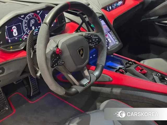 Lamborghini Revuelto 2025 Небесно-голубой из Кореи, фото 4