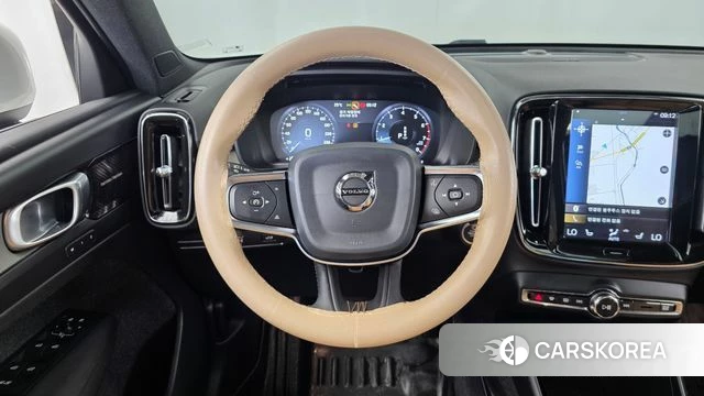Volvo XC40 2020 Белый из Кореи, фото 4