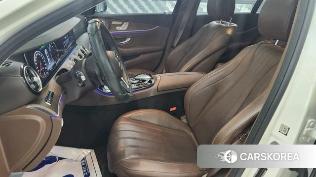 Mercedes-Benz E-Class W213 2020 Белый из Кореи, фото 4