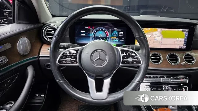 Mercedes-Benz E-Class W213 2019 Черный из Кореи, фото 4