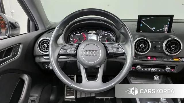 Audi New A3 2018 Черный из Кореи, фото 4