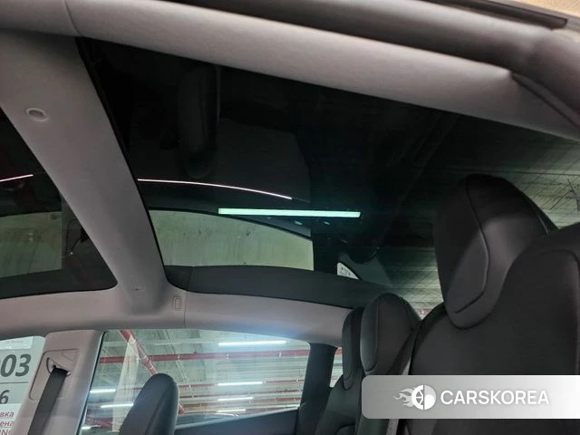 Tesla Model 3 2025 Серый из Кореи, фото 4