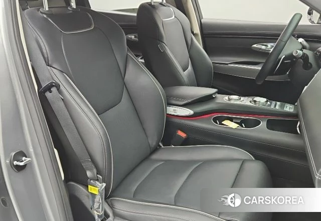 Genesis GV70 2023 Серебряный из Кореи, фото 4