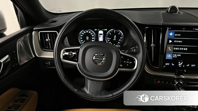 Volvo XC60 second Generation 2020 Белый из Кореи, фото 4