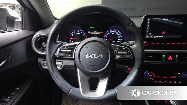 Kia The New K3 2nd generation 2021 Белый из Кореи, фото 4