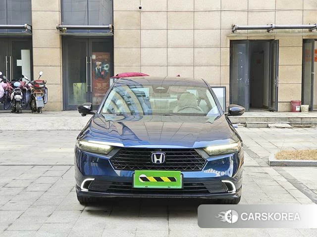 Honda Accord PHEV 2023 Синий из Китая, фото 4