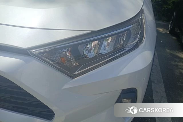 Toyota RAV4 Rongfang 2023 Белый из Китая, фото 4
