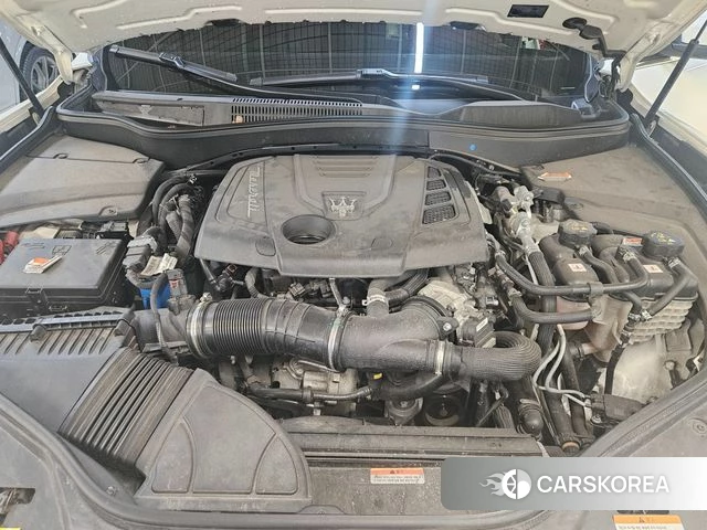 Maserati Levante 2022 Белый из Кореи, фото 4