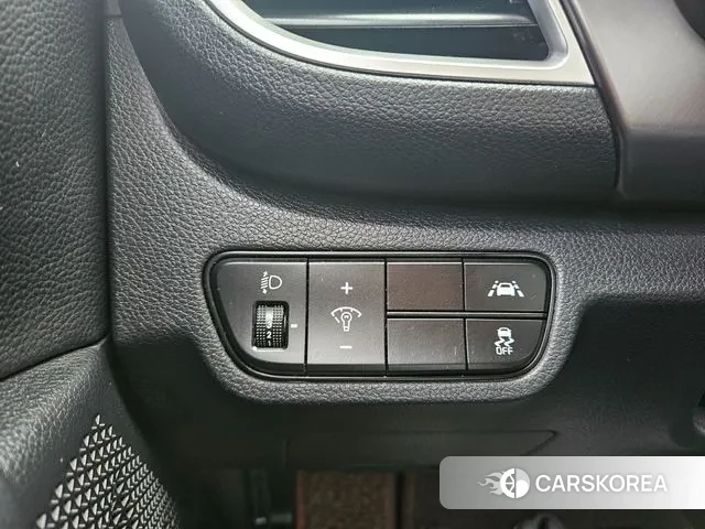 Kia Seltos 2021 Серый из Кореи, фото 4