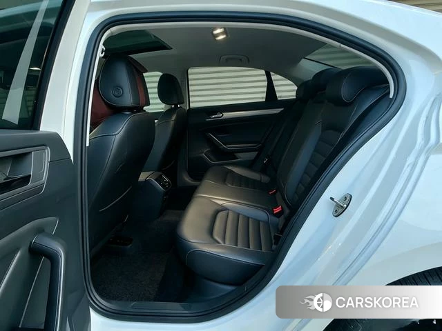 Volkswagen Lingdu 2021 Белый из Китая, фото 4