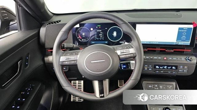 Hyundai Kona (SX2) 2024 Черный из Кореи, фото 4