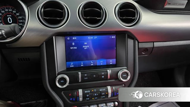 Ford Mustang 2023 Красный из Кореи, фото 4