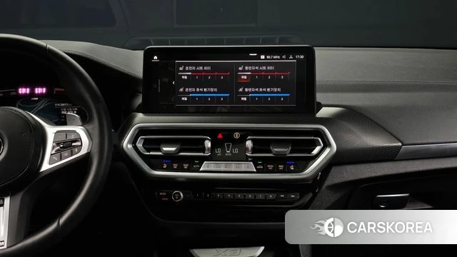 BMW X3 (G01) 2023 Черный из Кореи, фото 4