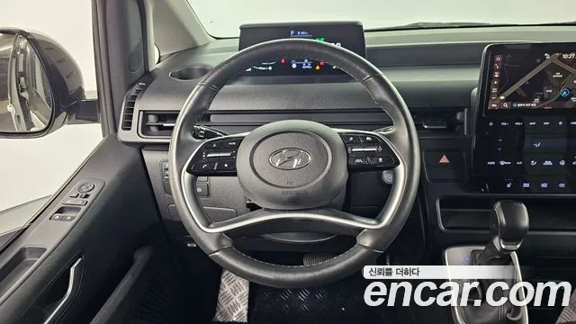 Hyundai Staria 2023 Белый из Кореи, фото 4