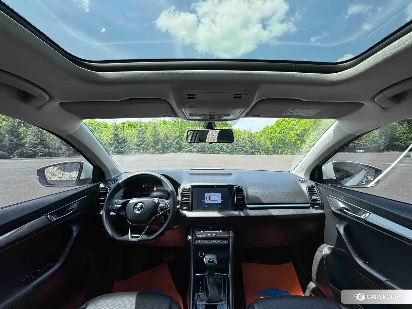 Skoda Krok 2023 Белый из Китая, фото 4