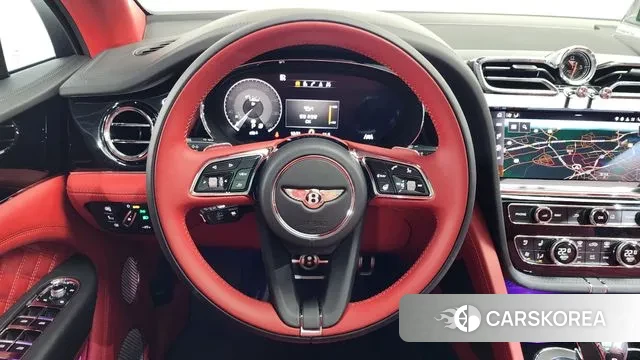 Bentley Bentayga 2023 Белый из Кореи, фото 4