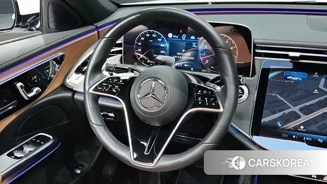 Mercedes-Benz E-Class W214 2024 Белый из Кореи, фото 4