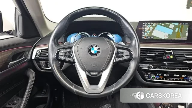 BMW 5 Series (G30) 2018 Белый из Кореи, фото 4
