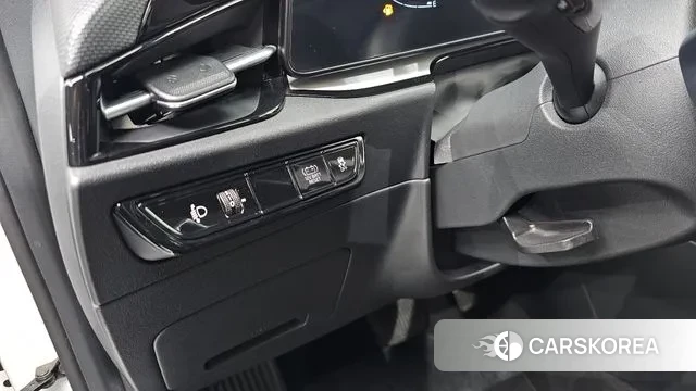 Kia Di Ol Nu Niro 2022 Белый из Кореи, фото 4