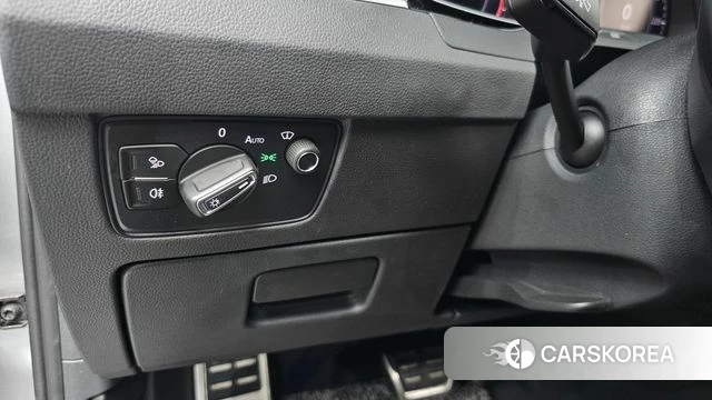 Volkswagen Arteon 2019 Серебристо-серый из Кореи, фото 4