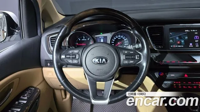 Kia The New Carnival 2019 Белый из Кореи, фото 4