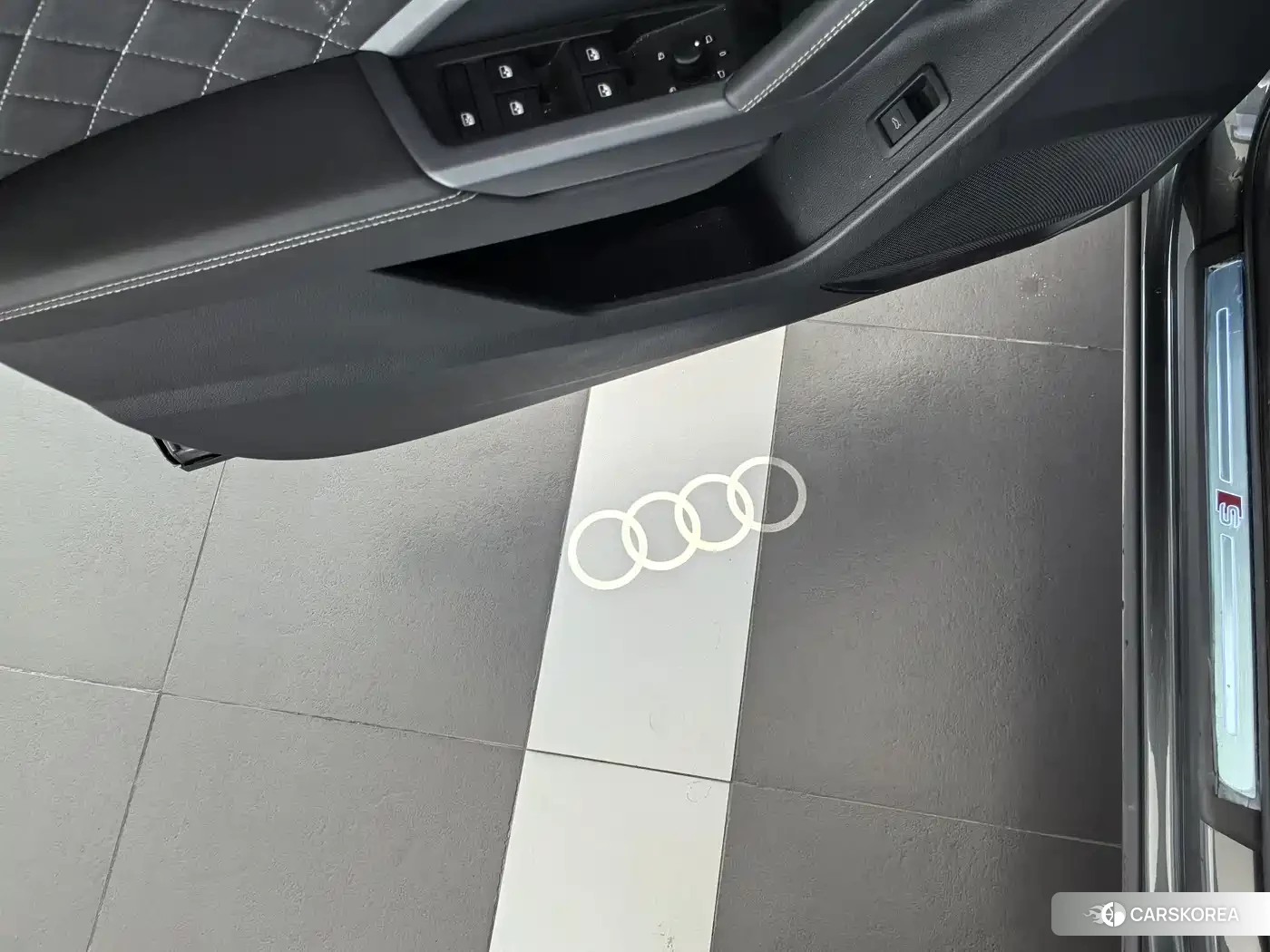 Audi Q3 2026 Silver/gray из Китая, фото 4