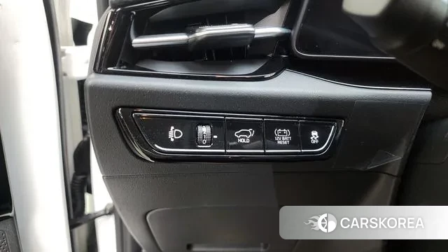 Kia Di Ol Nu Niro 2025 Белый из Кореи, фото 4