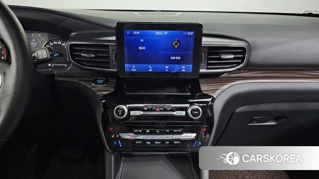 Ford Explorer 6th Generation 2022 Белый из Кореи, фото 4