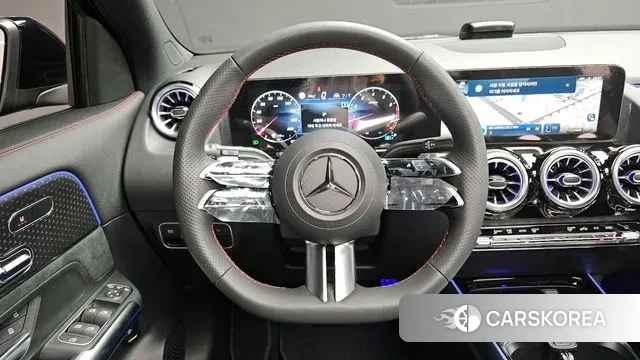 Mercedes-Benz GLA - Class H247 2025 Черный из Кореи, фото 4