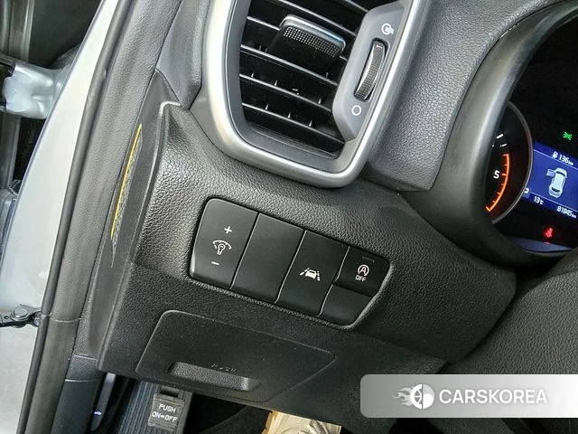 Kia Sportage The Bold 2019 Серебристо-серый из Кореи, фото 4