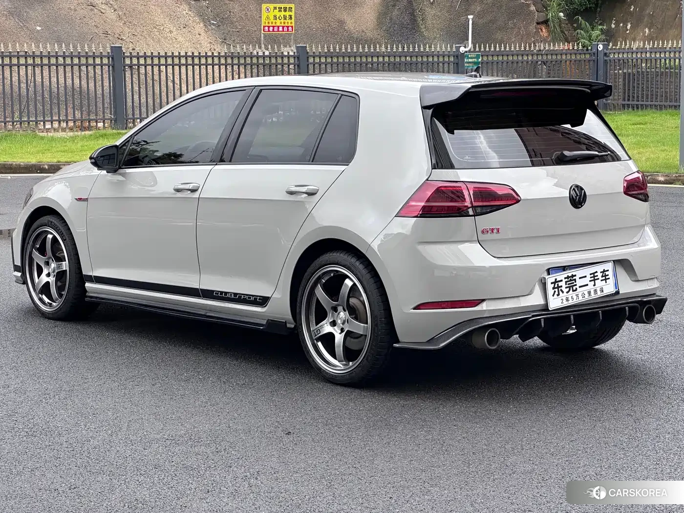 Volkswagen Golf 2018 Белый из Китая, фото 4