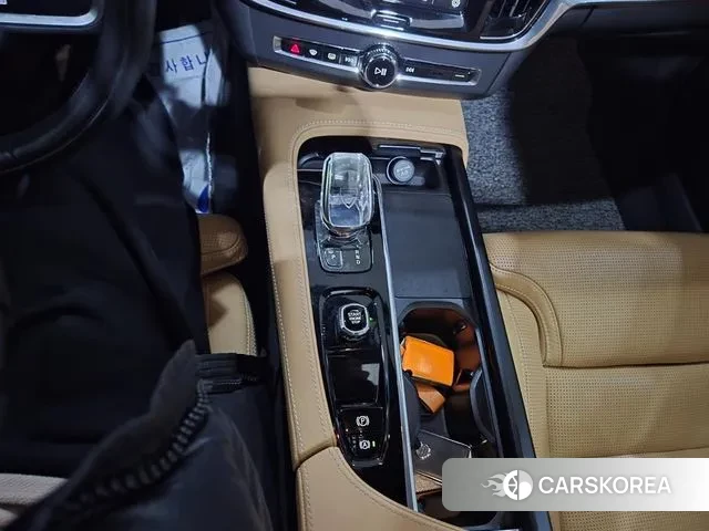 Volvo S90 2022 Серый из Кореи, фото 4