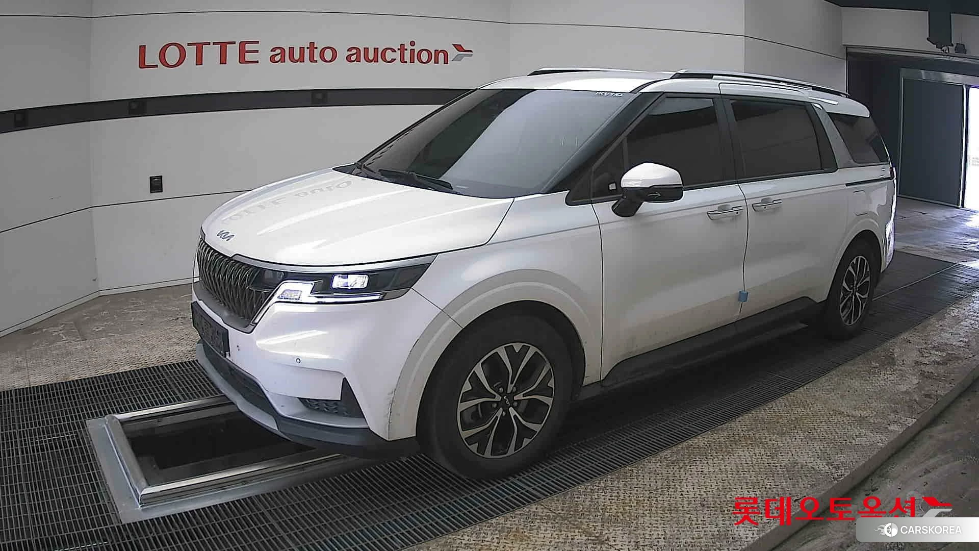 Kia Carnival 2022 Белый из Кореи, фото 4