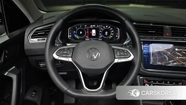 Volkswagen Tiguan second Generation 2022 Черный из Кореи, фото 4