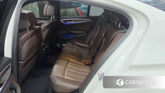 BMW 5 Series (G30) 2020 Белый из Кореи, фото 4