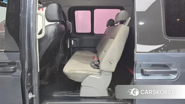 Hyundai Staria 2022 Серый из Кореи, фото 4