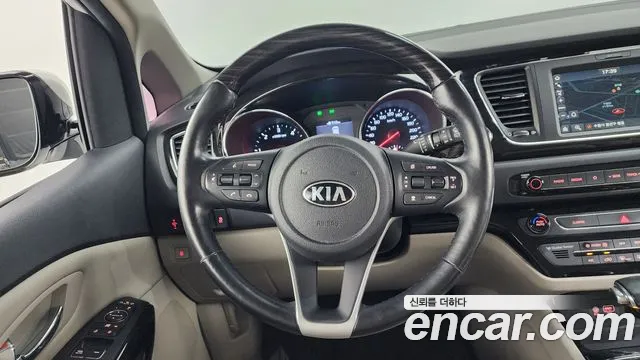 Kia The New Carnival 2018 Белый из Кореи, фото 4