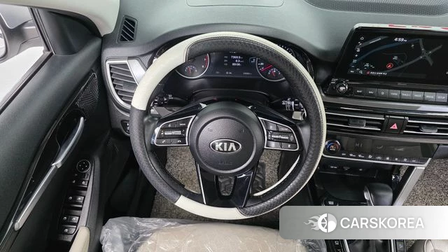 Kia Seltos 2021 Белый из Кореи, фото 4