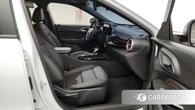 Chevrolet (GM Daewoo) Trax Crossover 2023 Белый из Кореи, фото 4