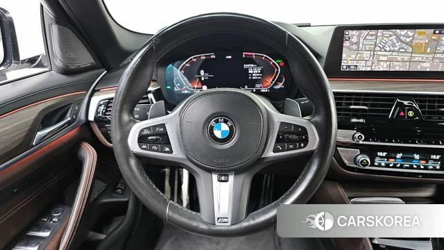 BMW 5 Series (G30) 2020 Белый из Кореи, фото 4