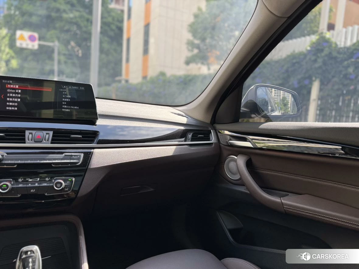 BMW X1 2021 Белый из Китая, фото 4