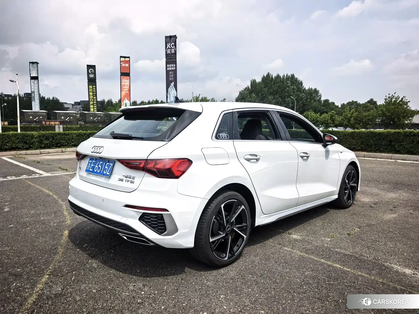 Audi A3 2023 Белый из Китая, фото 4