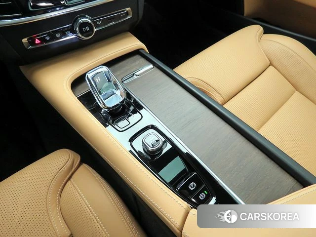 Volvo S90 2023 Серый из Кореи, фото 4