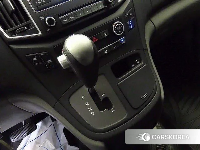 Hyundai The New Grand Starex 2020 Серебристо-серый из Кореи, фото 4