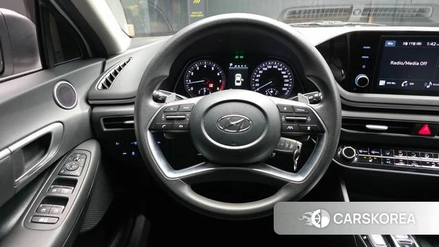 Hyundai Sonata (DN8) 2023 Белый из Кореи, фото 4