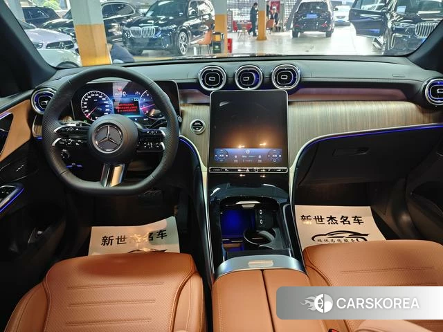 Mercedes-Benz GLC 2024 Черный из Китая, фото 4